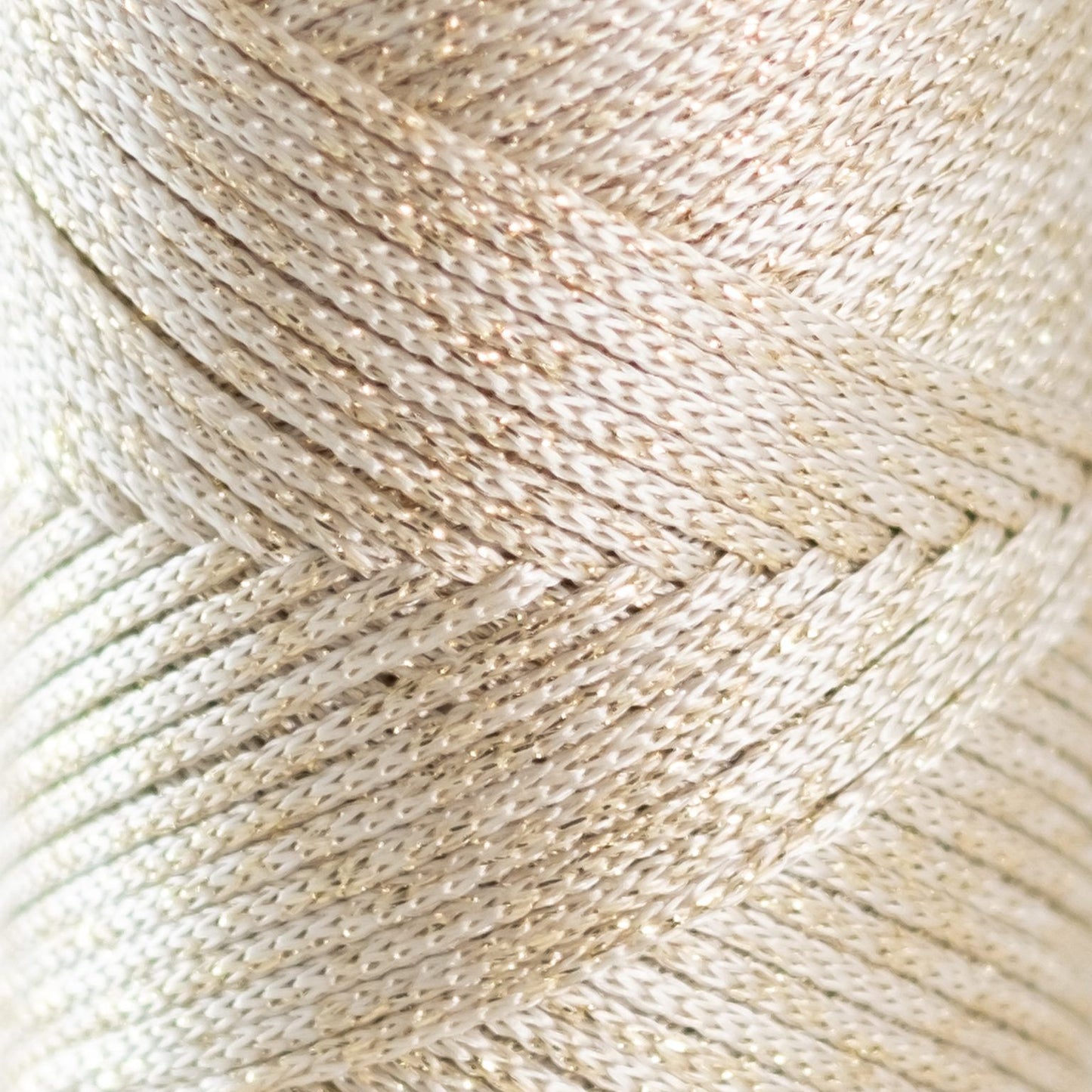 HobbyTrend-Macrame Glitter -016G