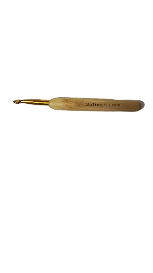 Bamboo handle crochet hook 5mm
