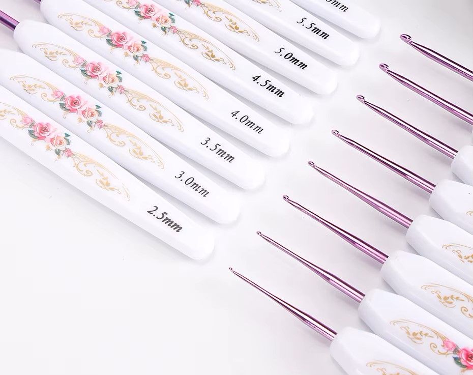 Floral Design Crochet Hook set