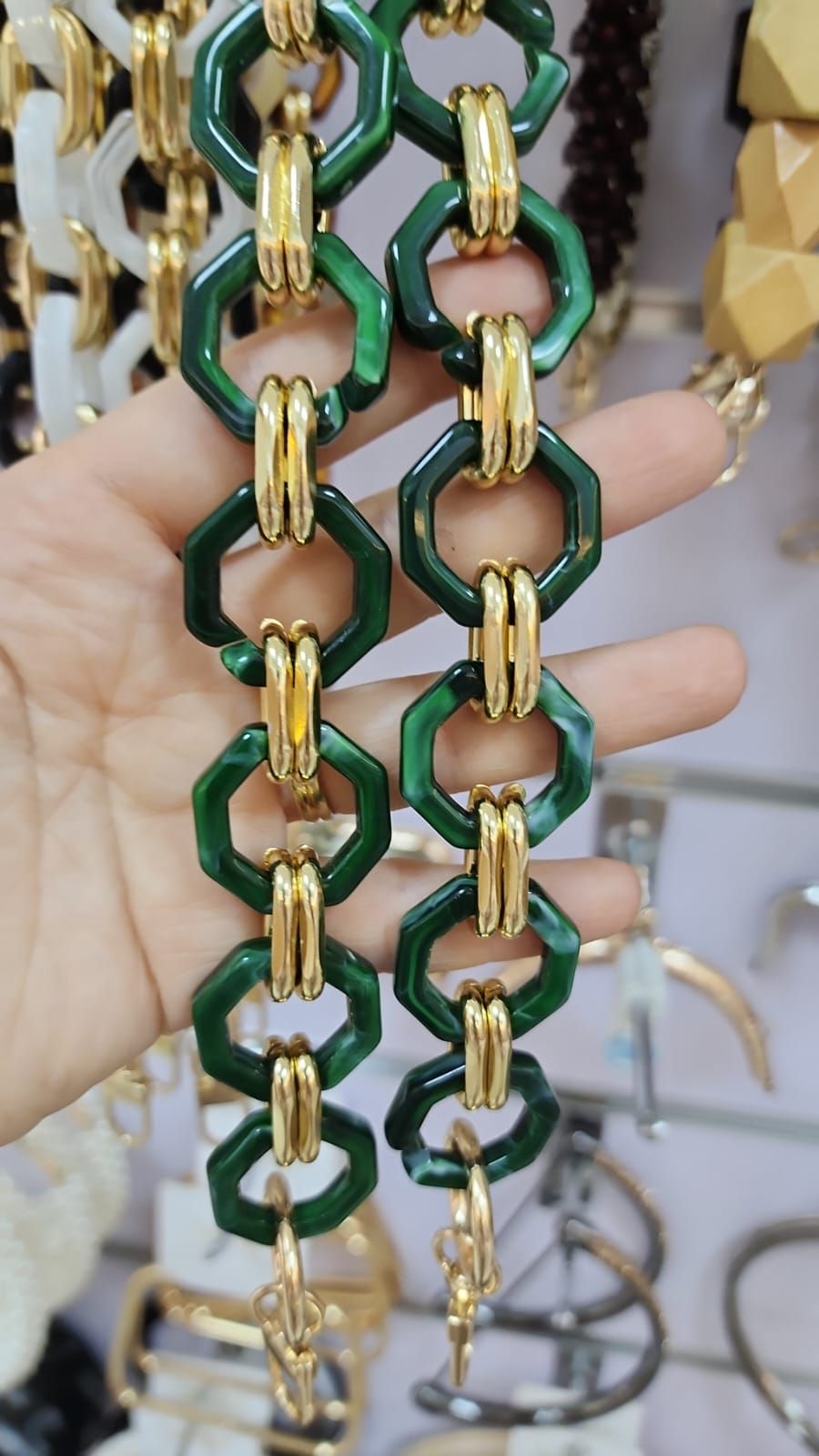 Acrylic ring  Chain Handle Green- 60 cm