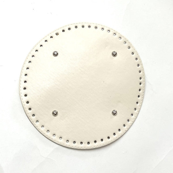 Round base 22cm Cream