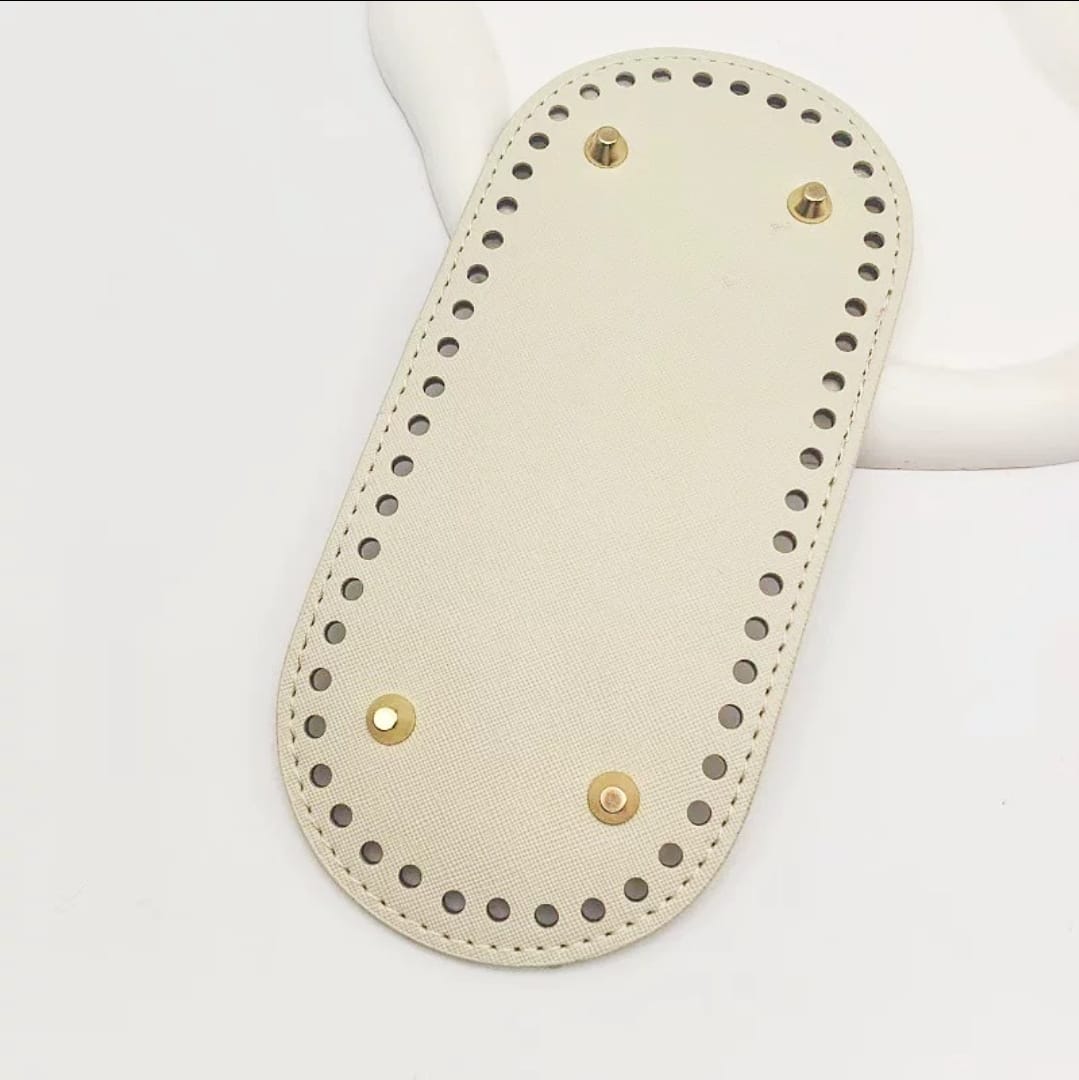 Leather Base 22 x 10 cm - White